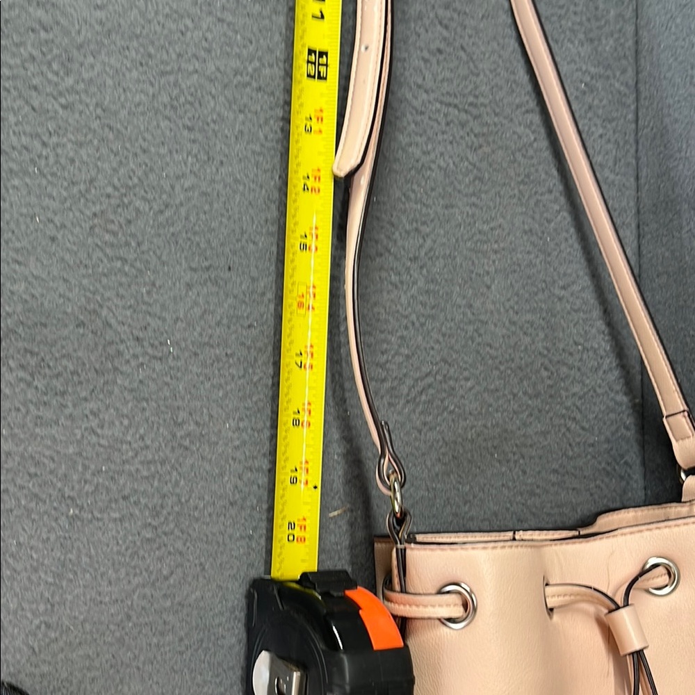 Chaps Pink Beige Crossbody Bucket Bag - Picture 14 of 16